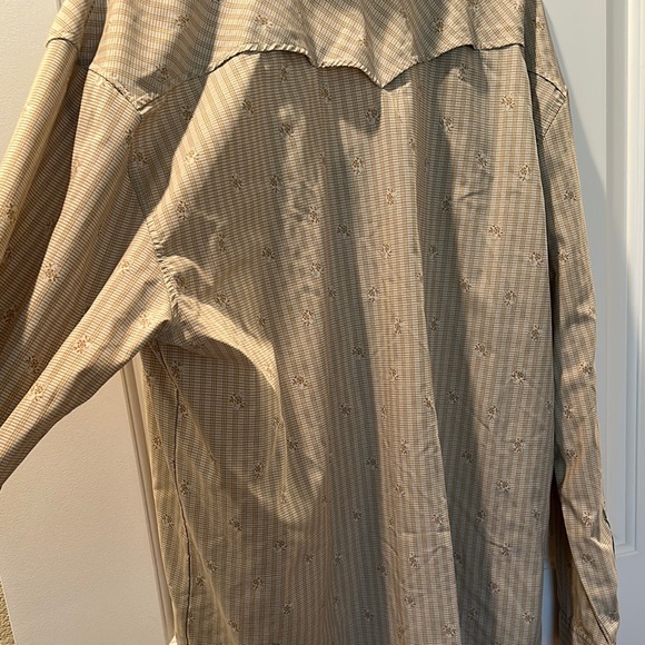 Howler Brothers Tan Button-Up Shirt - Picture 4 of 4